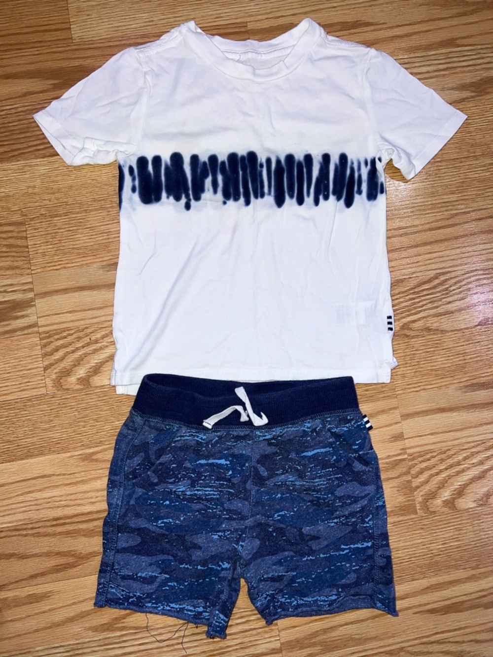 2T Boys Outfit Set Bundle - Picture 4 of 13